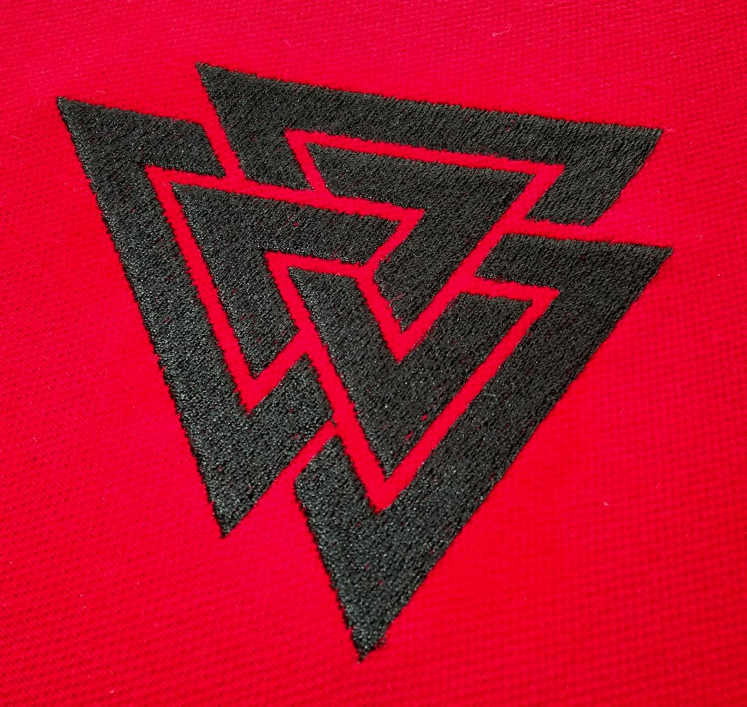 Valknut hímzett minta Valknut hímzett minta