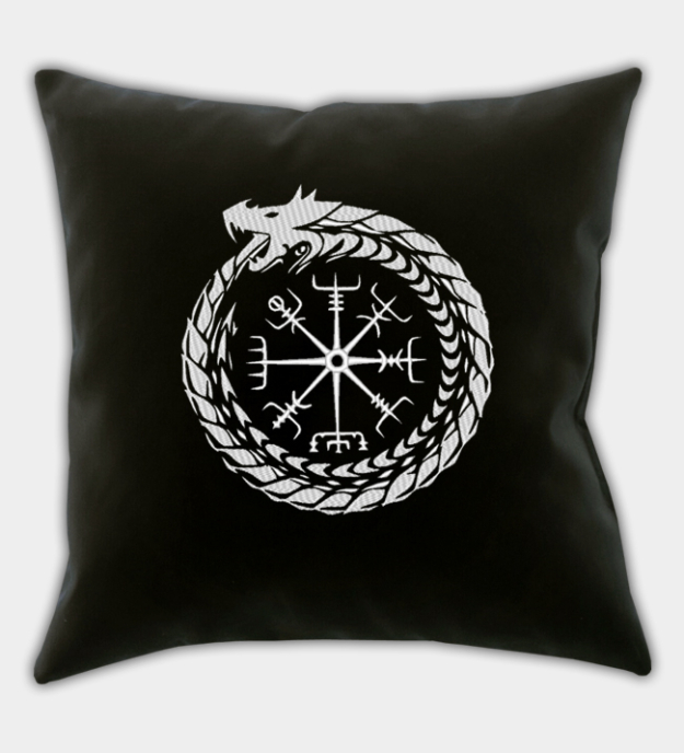 Midgard-kígyó hímzett díszpárna