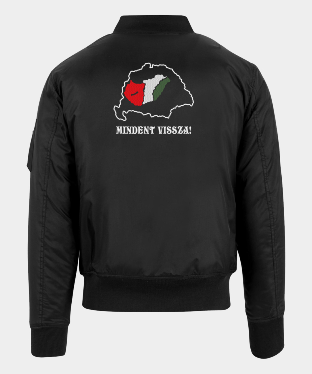 Nagy-Magyarország Mindent Vissza hímzett bomberdzseki